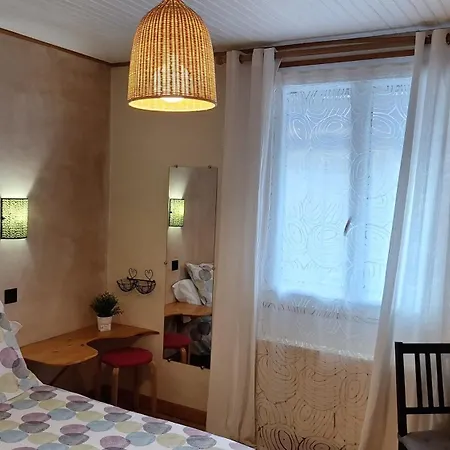 L' Edelweiss D'hotes Hotel *